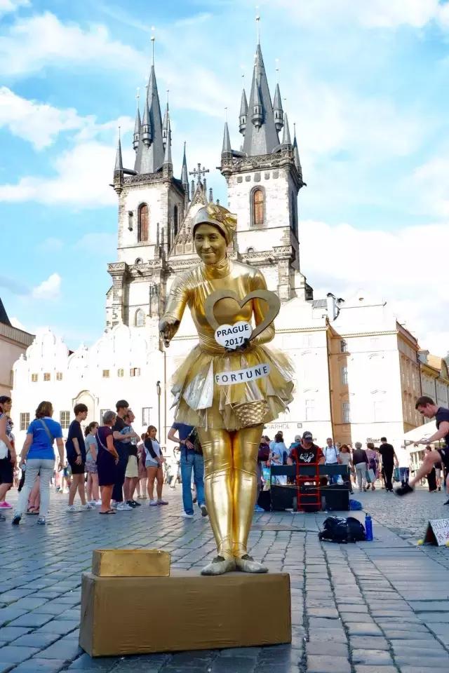 电影桃se 我还没有学会回答这个问题
