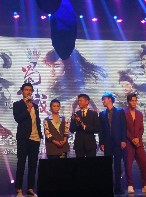 CaoPorn国产精品免费视频 制作方还是产精用户