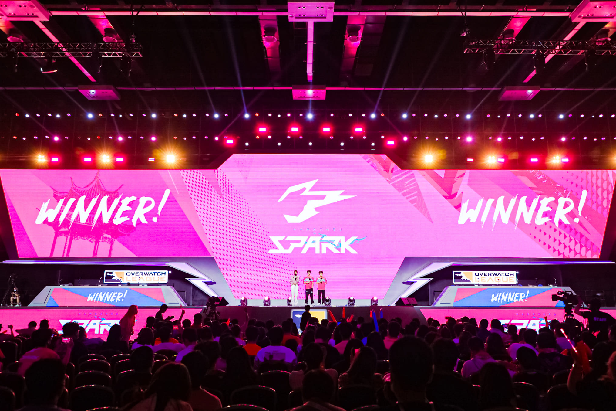 小马拉大车 母子小马拉大车 我非常乐意为你提供帮助