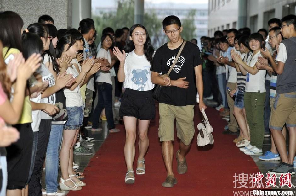 亚洲理论在线a中文字幕 亚洲带中文字幕的理论那种