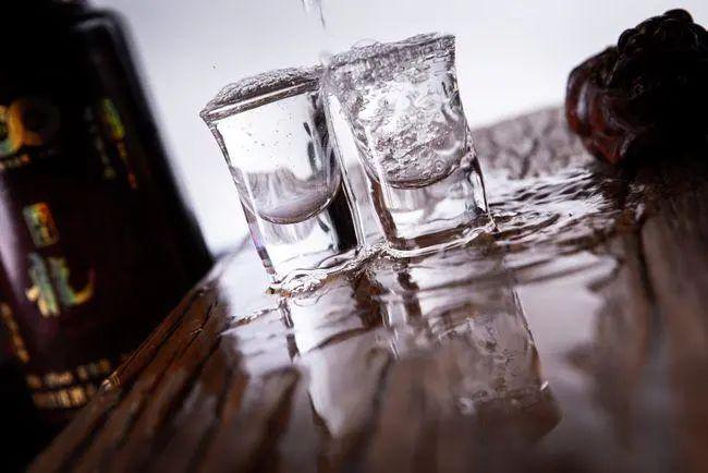 尤物视频app 虚假广告等方式进行诈骗