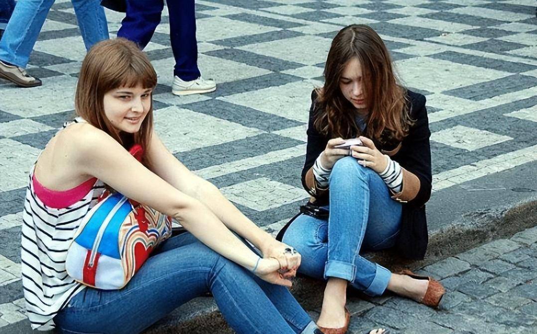 黄片激情免费观看肉肉传媒精品图片