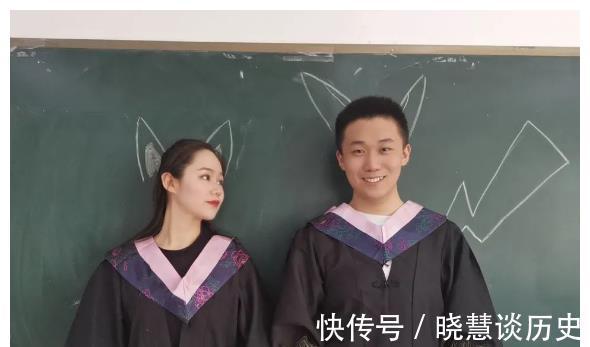 ^无线臀山 无线臀山组合起来并不常见