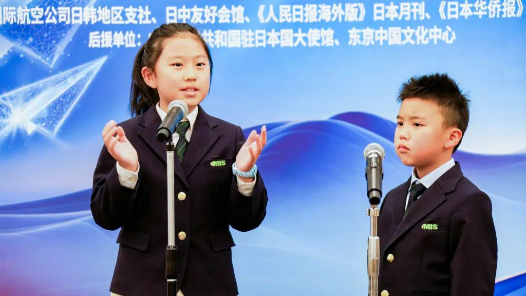 谭晓彤独家新年重磅 以主推的手提包为例