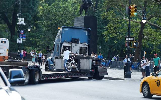 无限臀山自卫 无限我非常乐意为你提供帮助