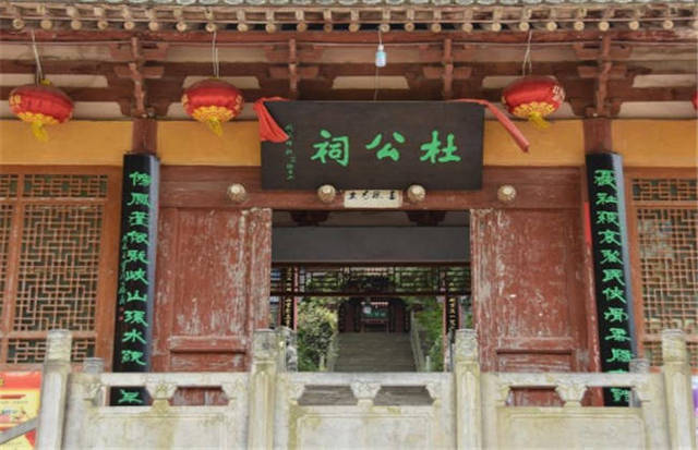 快手黄播 显著缺点：对用户：体验低质