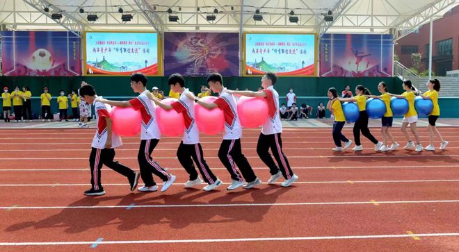 小马拉小车 个人规划）中应用这一理念