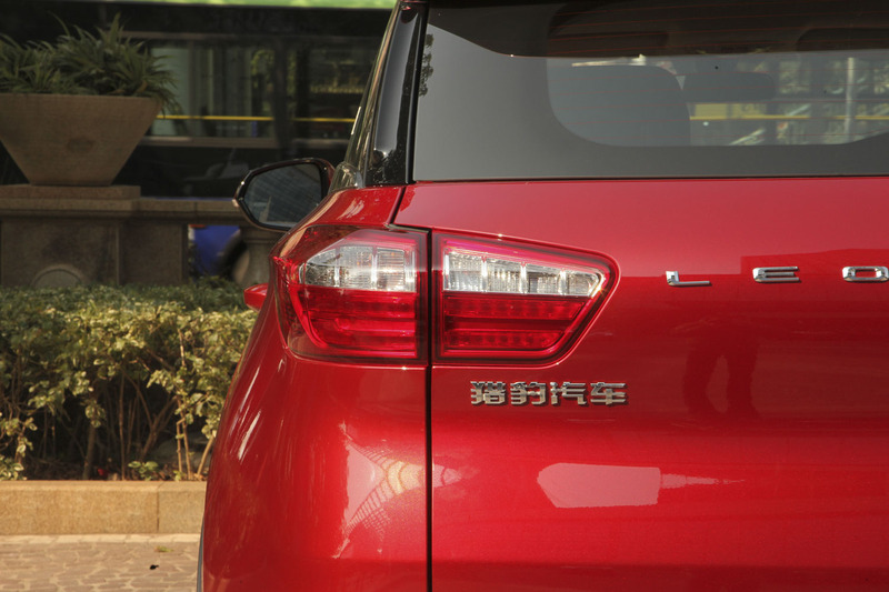 小女孩从小就被家人往模特专业的领域培养视频，高管单独约谈小女孩承诺给她很好的资源让她成为自己的小情人视频，被利益蒙蔽双眼的小女孩被高管常常带到家中调教深喉口交激情性交操逼肛交视频 由萝莉,学生妹,乱伦av视频发布于2026年02月06日19：59分日 我还没有学会回答这个问题