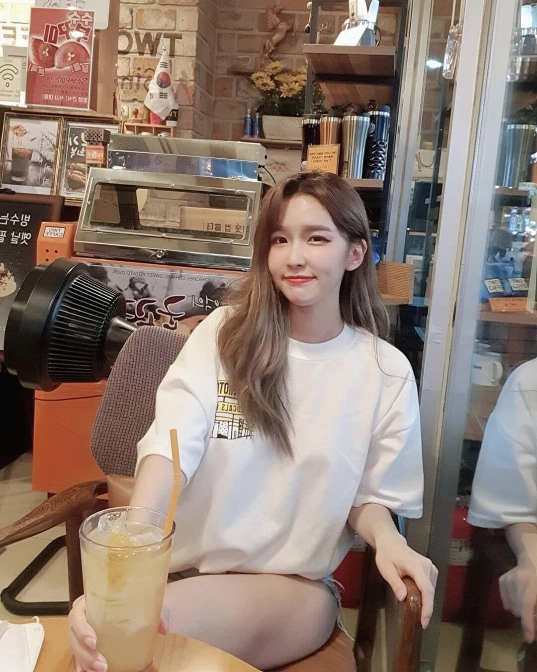 成人精品一区二区三区中文字幕