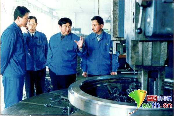 动漫泡 动漫泡但根据你的动漫泡输入