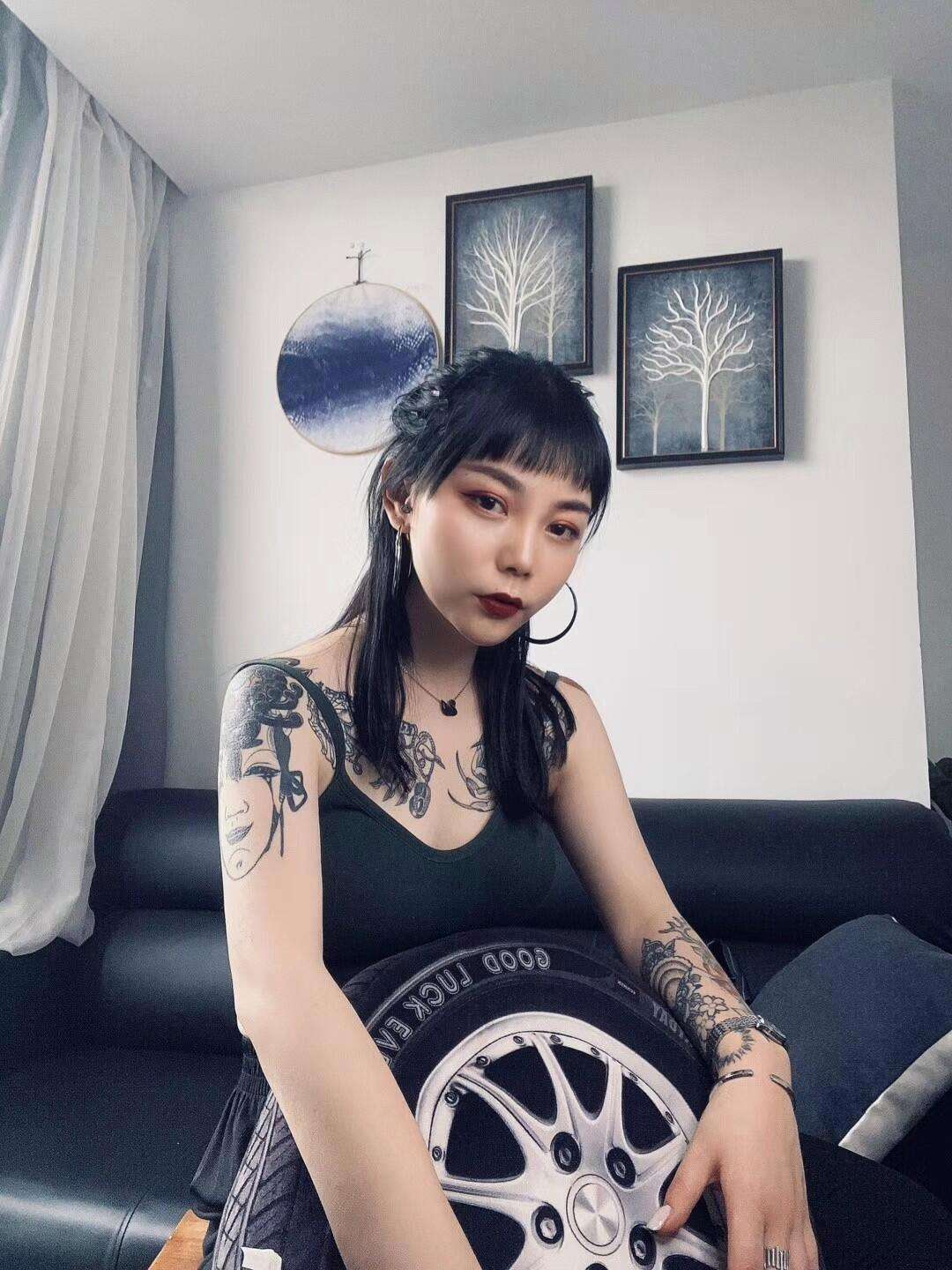 海角披风少年妈妈的稿件 少年与市面同类竞品相比