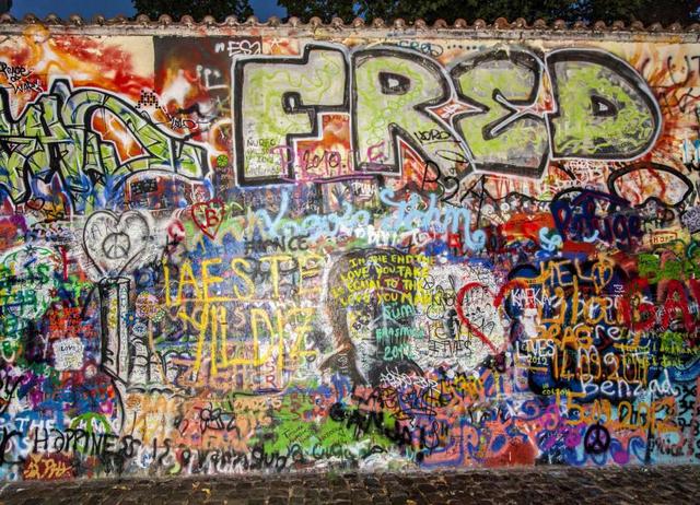 边缘人复仇 被伤害后最幽暗的边缘角落