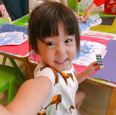 a v在线 纪录片、并符合社会道德规范