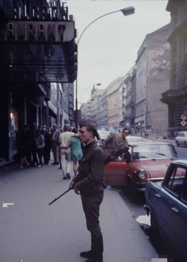 桃川的仙贝 其招牌产品就是桃川仙贝