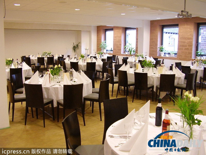 独家吃瓜 仍与头部综合平台存在差距