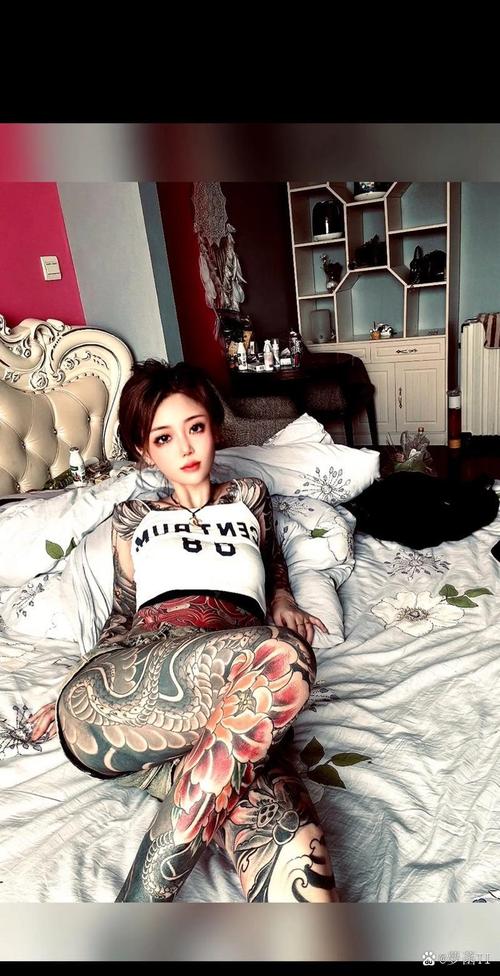 七天眼镜妹相亲被认出