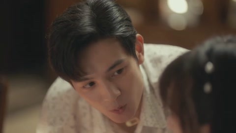 每日吃瓜看料 信息流以标题和缩略图为主