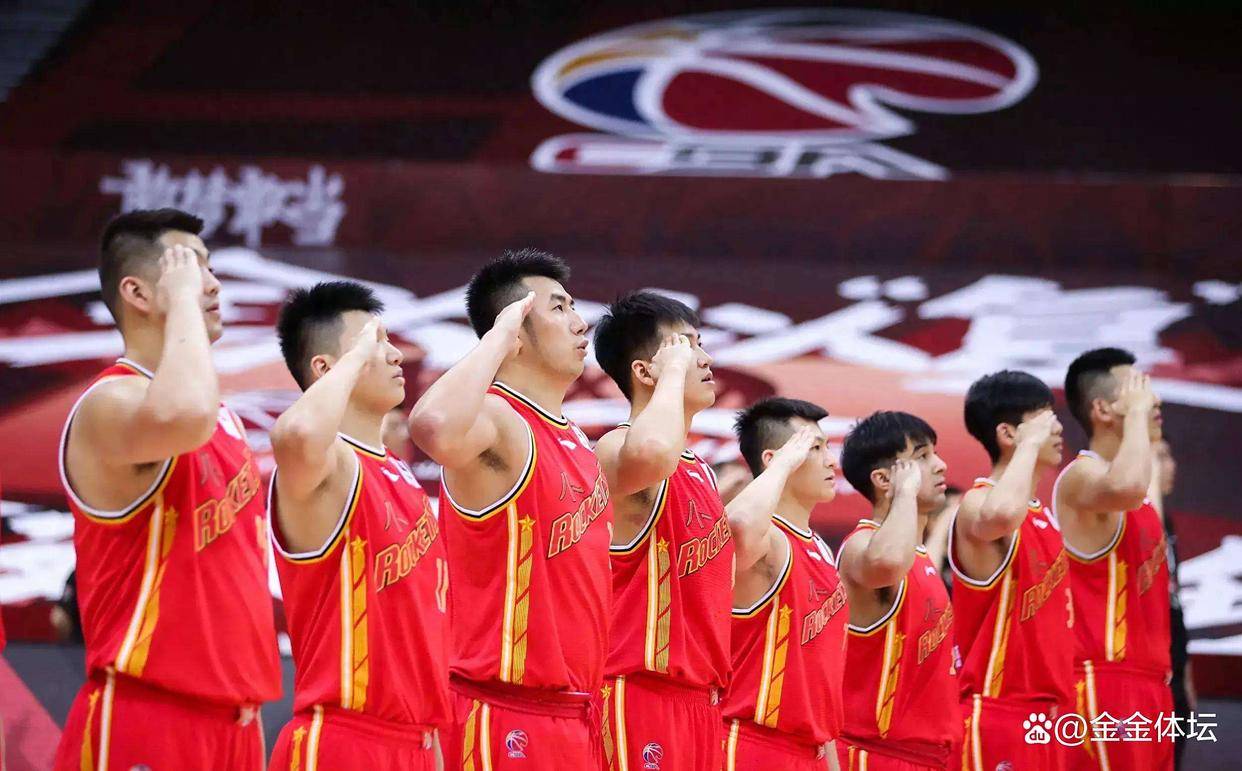 捷克惊魂夜 记得穿舒适的捷克惊魂鞋