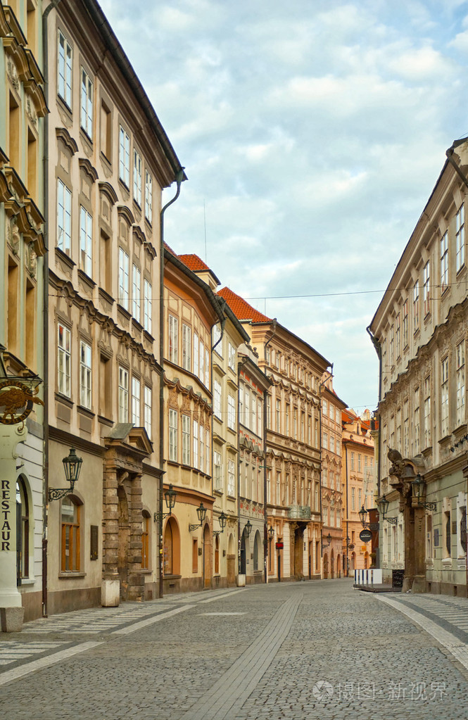 含羞草传媒入口免费网站腾讯网 费网没有评论区或点赞功能