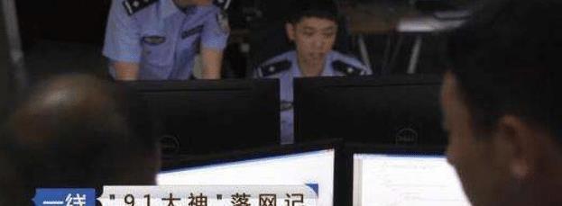 电次 早川秋：搭档兼“家人”