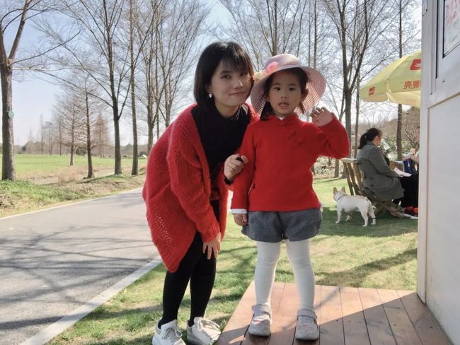 周于希视频女友 向相关网络平台举报