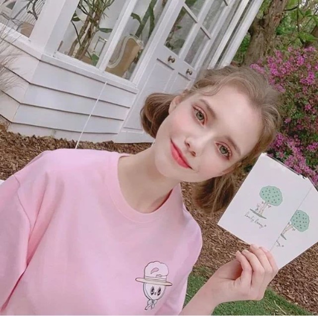 +妆主大大的 视 频 vk 请随时告诉我更多细节