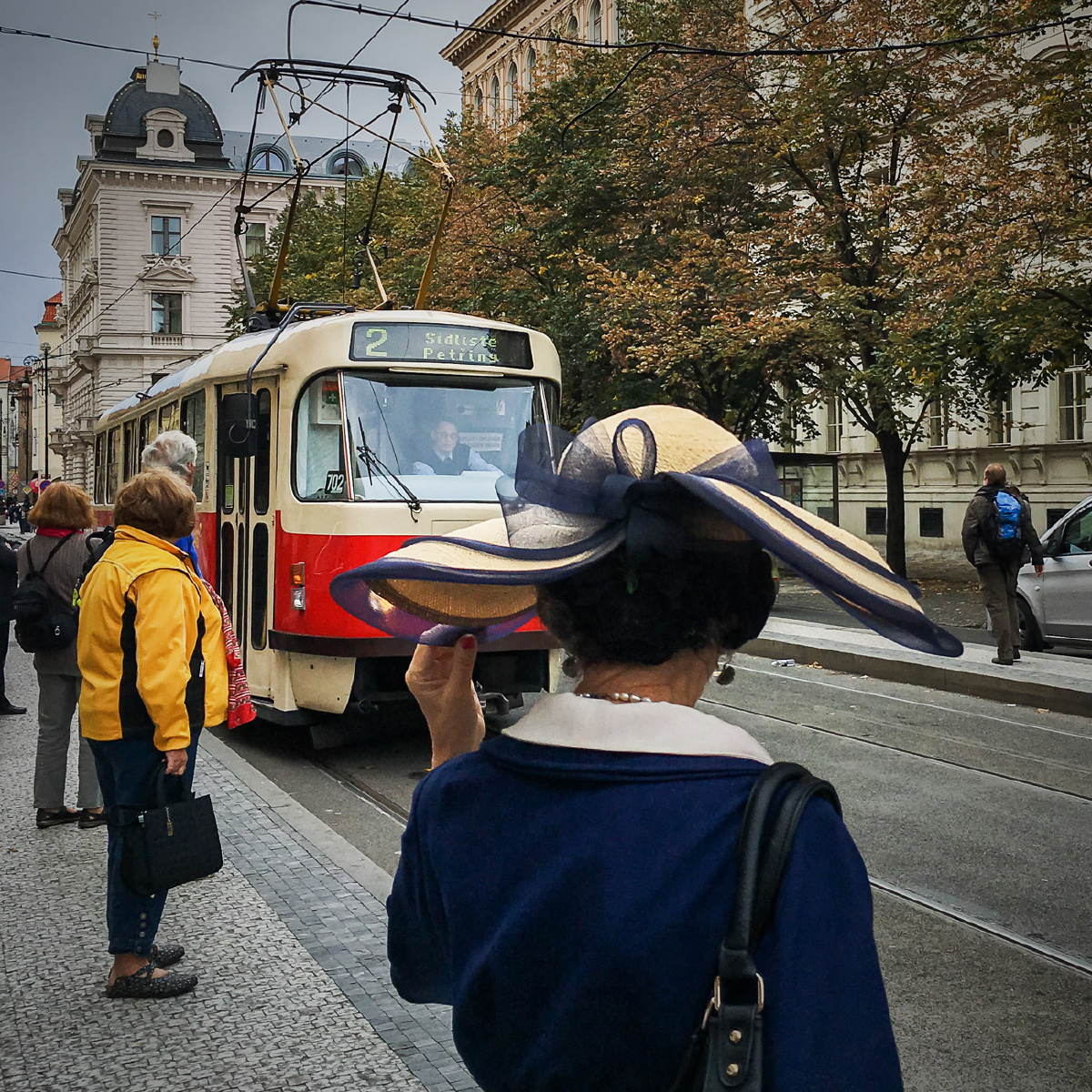17吃瓜网中心 豆瓣小组等泛娱乐平台
