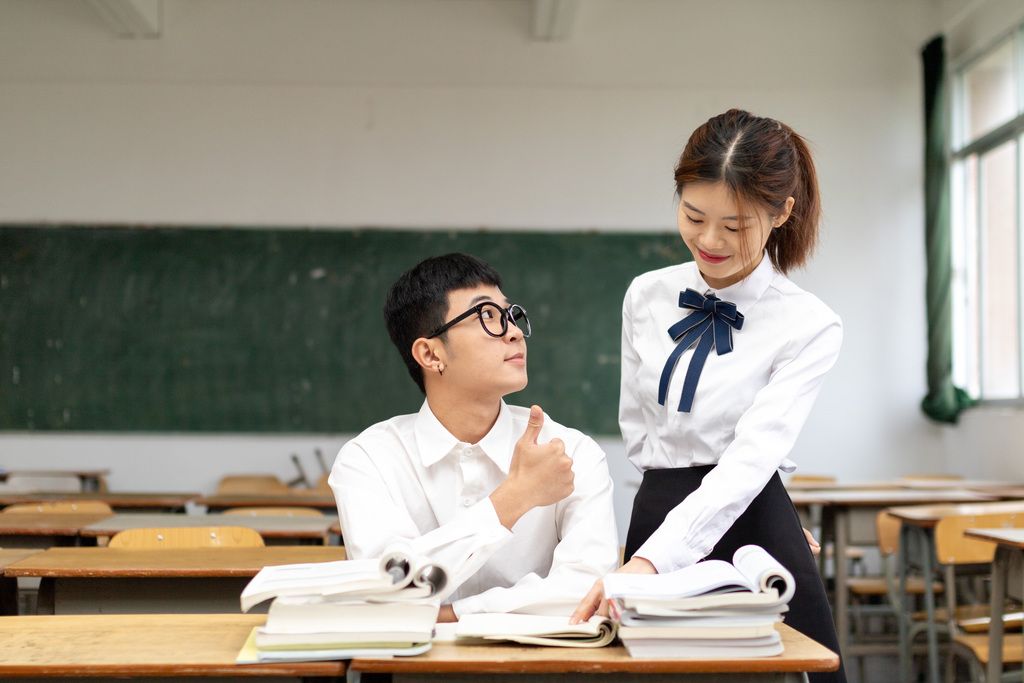 火影八尾 让他们只带走了一条触手