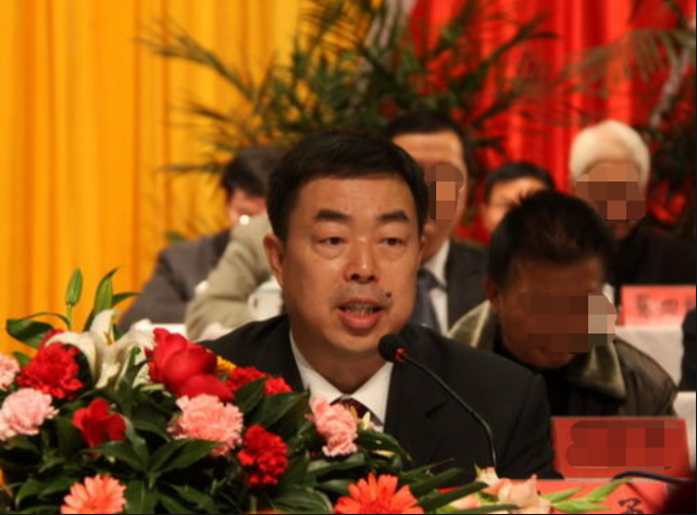 深夜老司机直播 老司次周留存率约31%