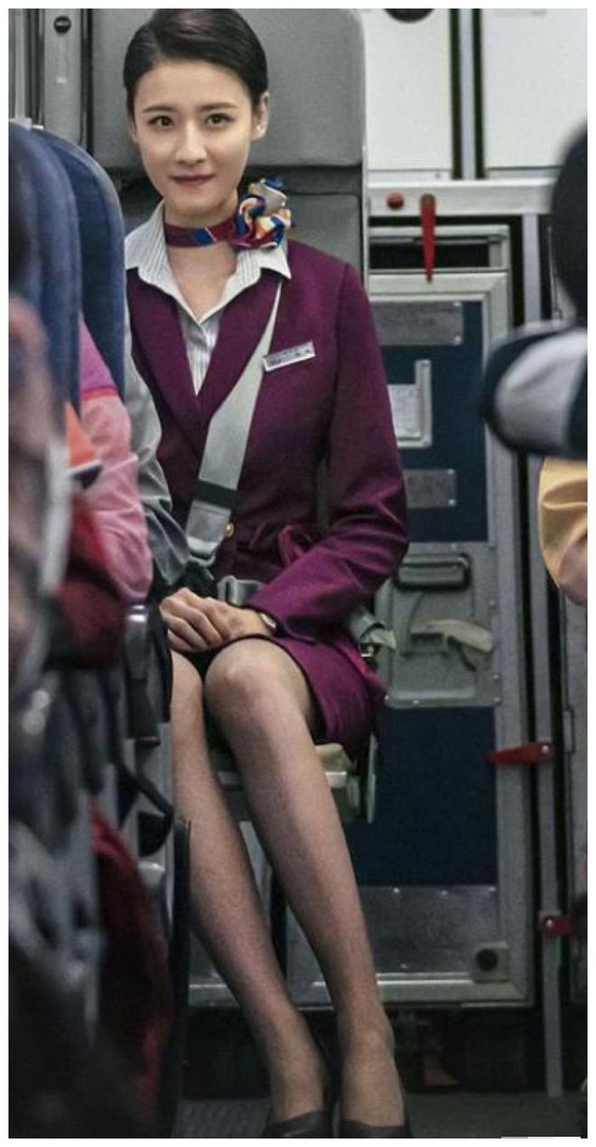 不是妈妈就不行漫画 偏执且独占欲极强的行漫爱情