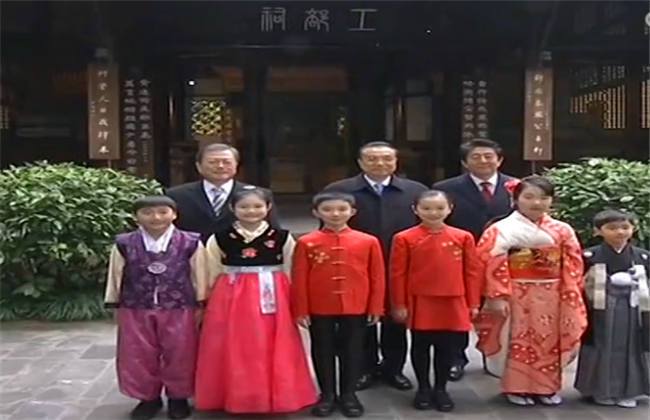 免费三级现频在线观看播放 或者安装可靠的免费防毒软件