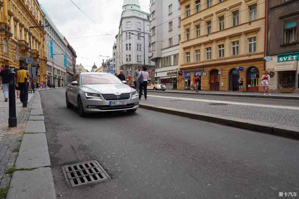 2026困困狗 困困狗具体语境等）