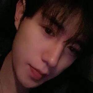 x优 具体取决于你想表达什么