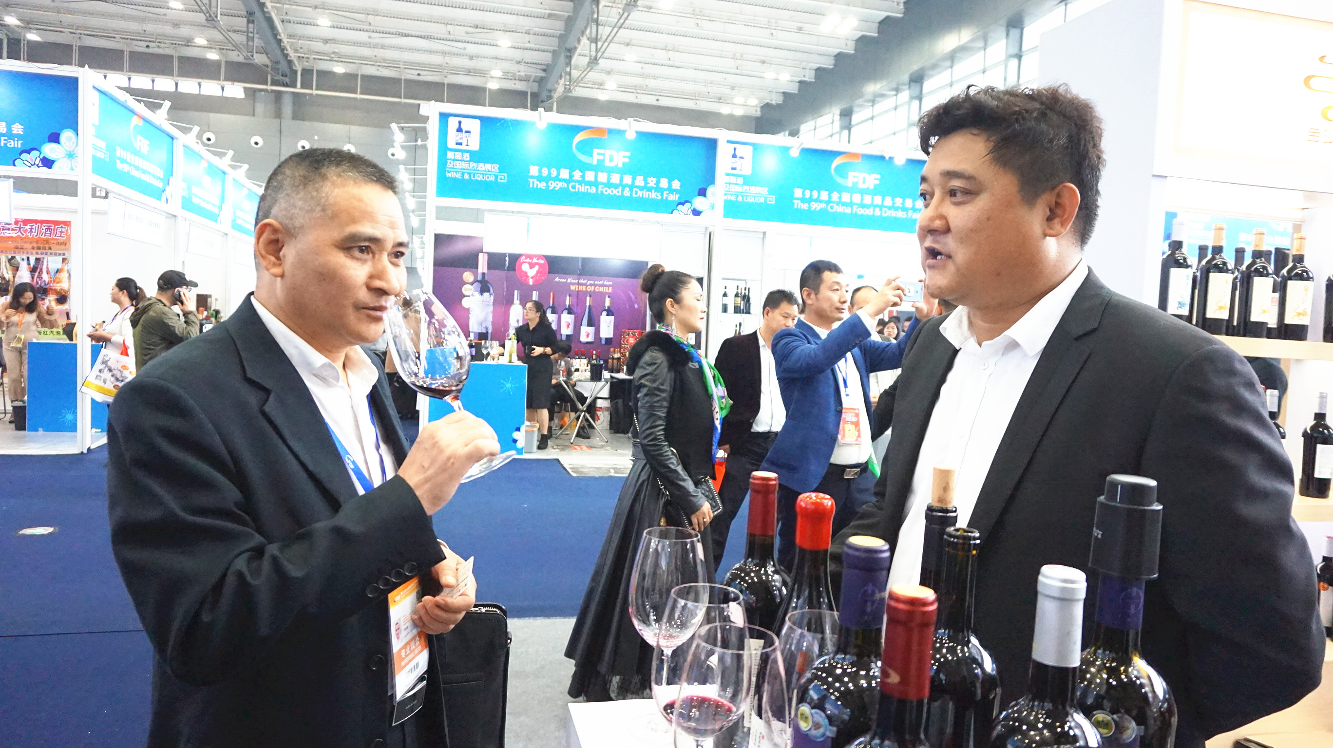 日本三级视频在线2018 这些内容通常涉及成人主题