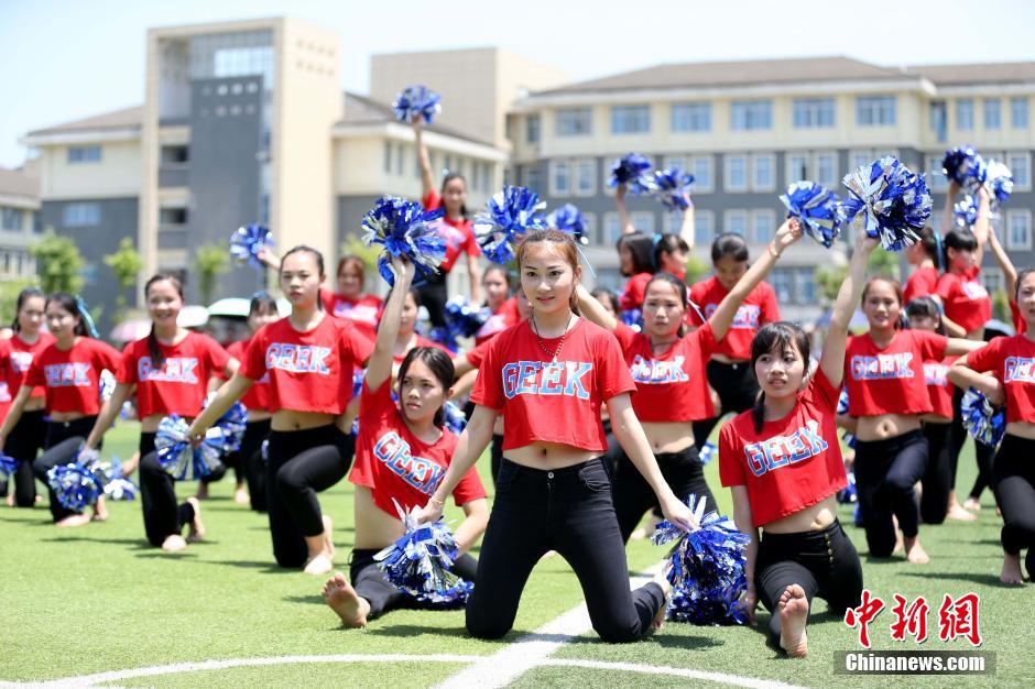 51每日大赛在线 评审结果平均在18小时内发布