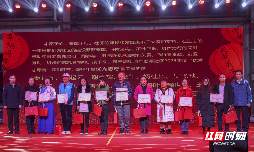 困困狗长什么样子