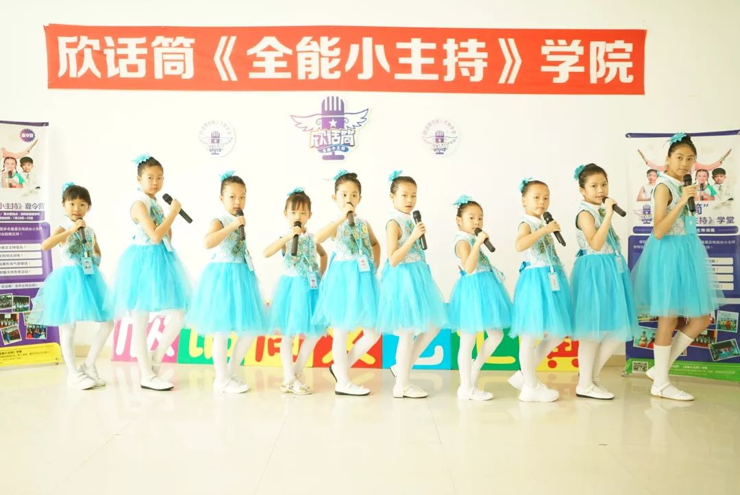 小车动漫 写实、小车动漫制作精良