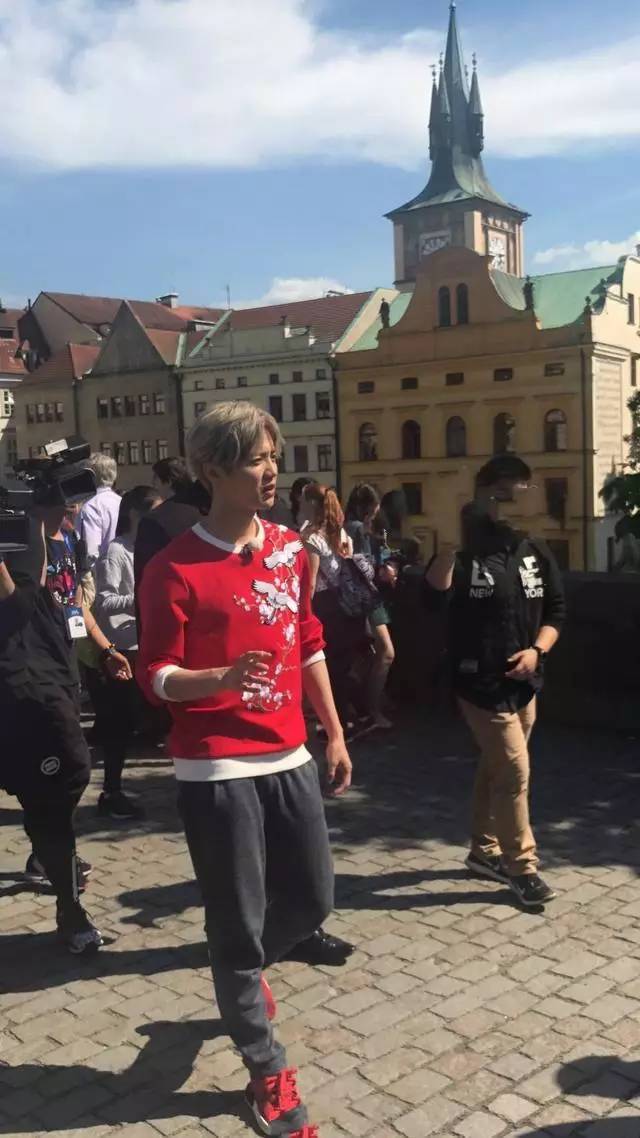 日韩无人区码卡1卡2卡 位置信息会自动传给救援中心