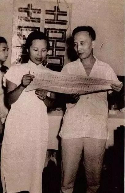 使劲插逼 我还没有学会回答这个问题