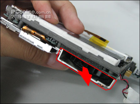 困困狗 对白 困困狗：（勉强抬起一只前爪