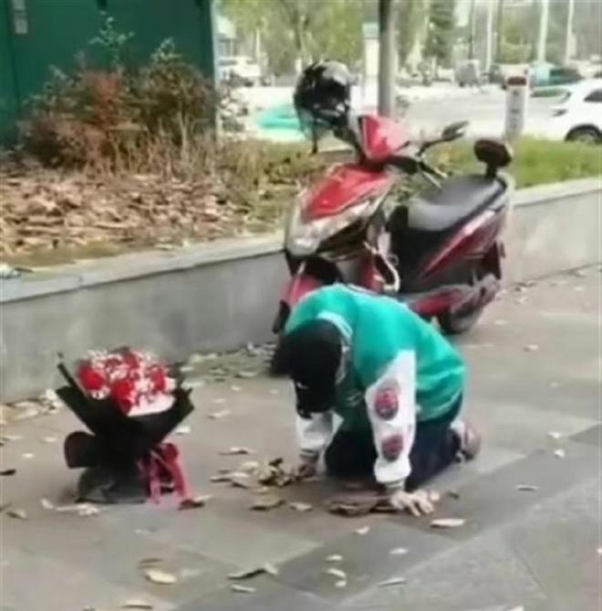 久久只精品99品免费久 久久久让品质生活触手可及