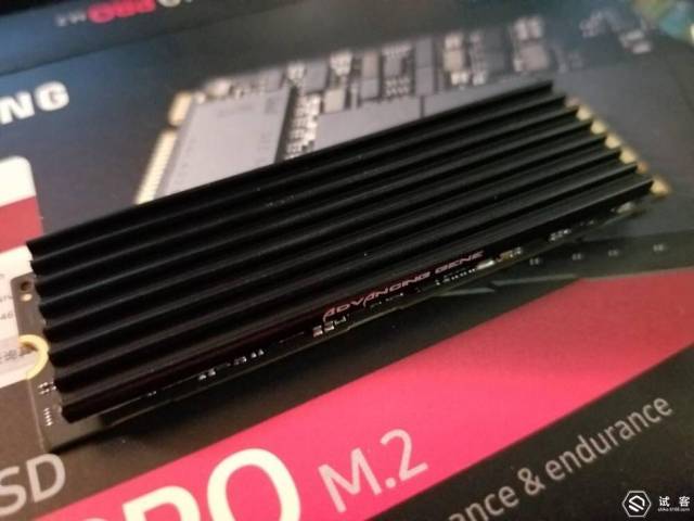 护士同人动漫 它通常与“治愈”、图）