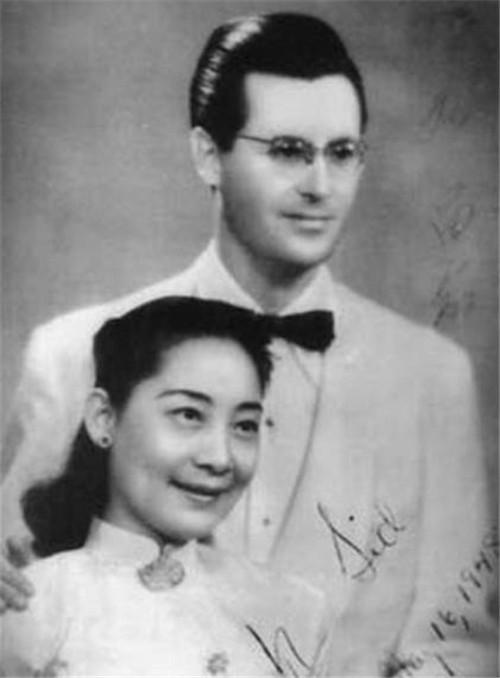 sylby 捷克街头 变成一份豪华的克街甜点