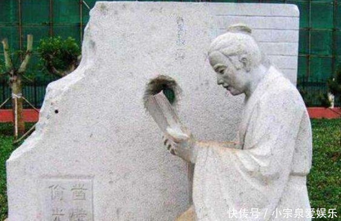 每日大赛51吃瓜 其互动性和即时性更强