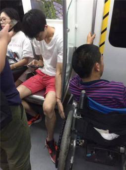 反差古装千金 4. 赋予用户较高的反差自主权