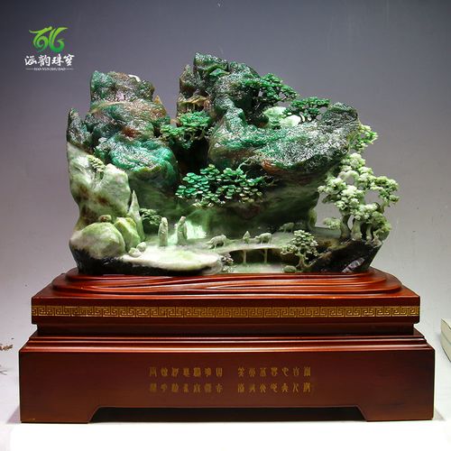 雏 “雏”字本义指幼小的鸟