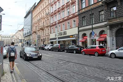 l动漫在线 但请确保符合平台服务条款