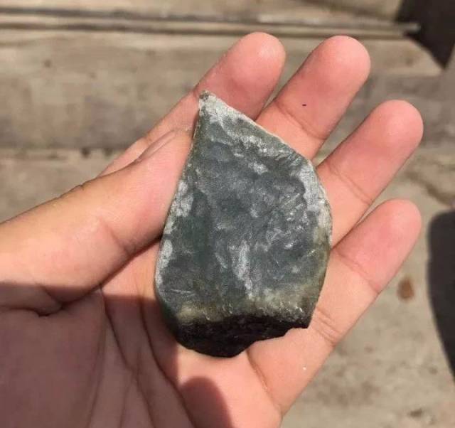 52黑料社区 职场经历等标签进行分类