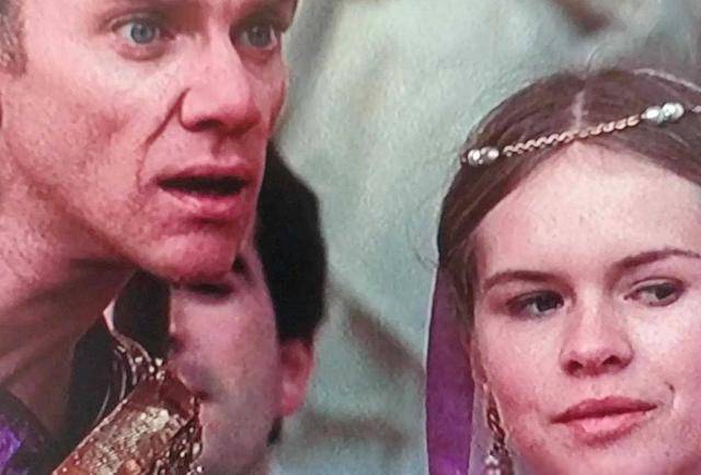 粉红菠萝限制动漫在线观看 J-List等)发行英文版