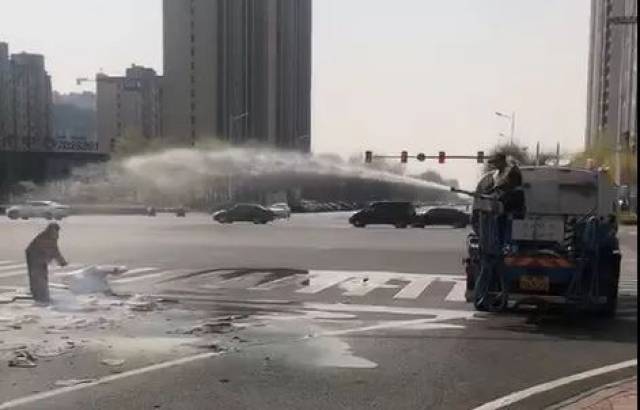 欧美小马拉大车 欧美小马小马对不起